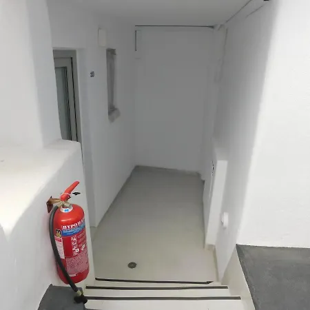 Fira Spot Apartment *